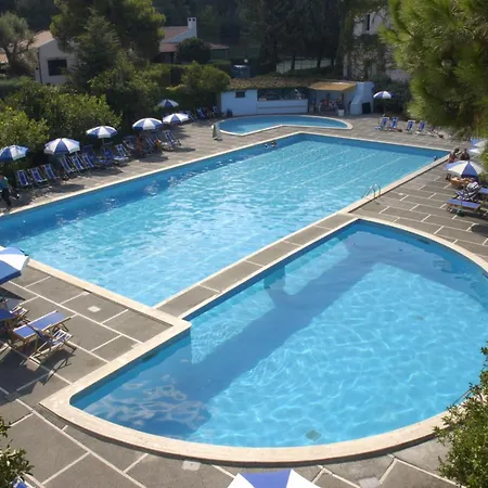 Club Aparthotel Sangineto