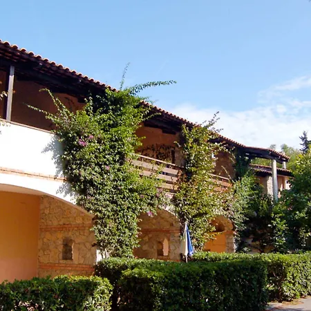 Ξενοδοχείο με διαμερίσματα Club Sangineto 3*