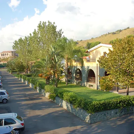 Club Sangineto Ξενοδοχείο με διαμερίσματα