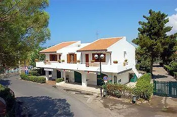 Club Aparthotel