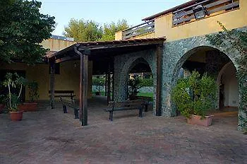 Club Aparthotel 3*