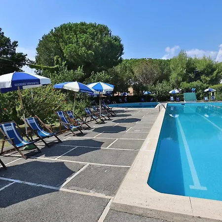 Club Sangineto Lejlighedshotel 3*
