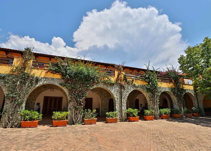 Apart-hotel Club Sangineto 3*